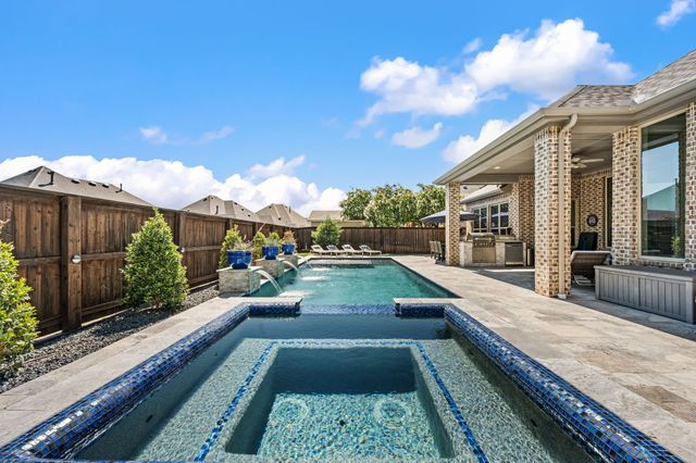 9901 Compass Rose Court, Oak Point, TX 75068