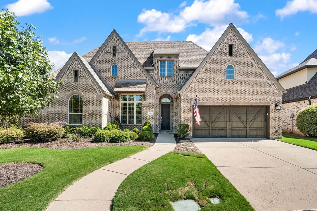 9901 Compass Rose Court, Oak Point, TX 75068