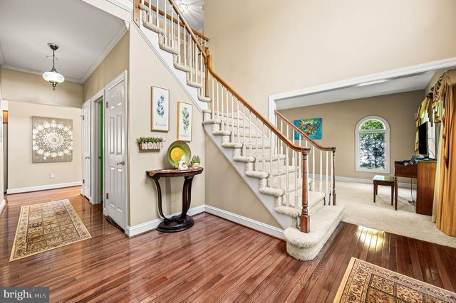 111 BROOKHOLLOW DR, Downingtown, PA 19335