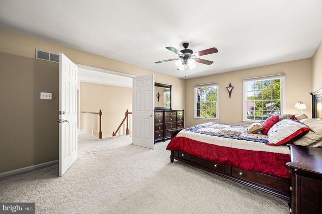 111 BROOKHOLLOW DR, Downingtown, PA 19335