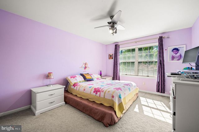 111 BROOKHOLLOW DR, Downingtown, PA 19335