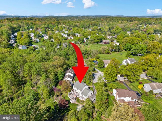 111 BROOKHOLLOW DR, Downingtown, PA 19335