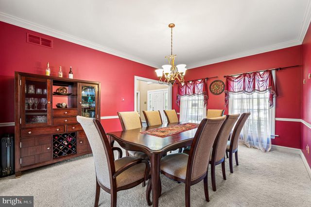 111 BROOKHOLLOW DR, Downingtown, PA 19335