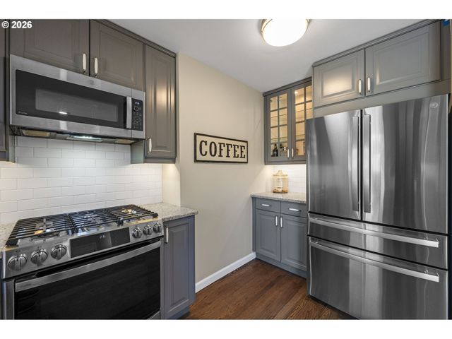 12865 Sw FAIRCREST St, Portland, OR 97225