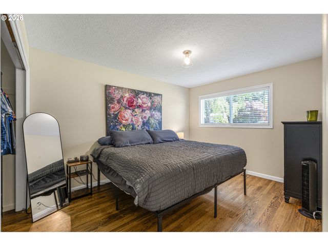 12865 Sw FAIRCREST St, Portland, OR 97225