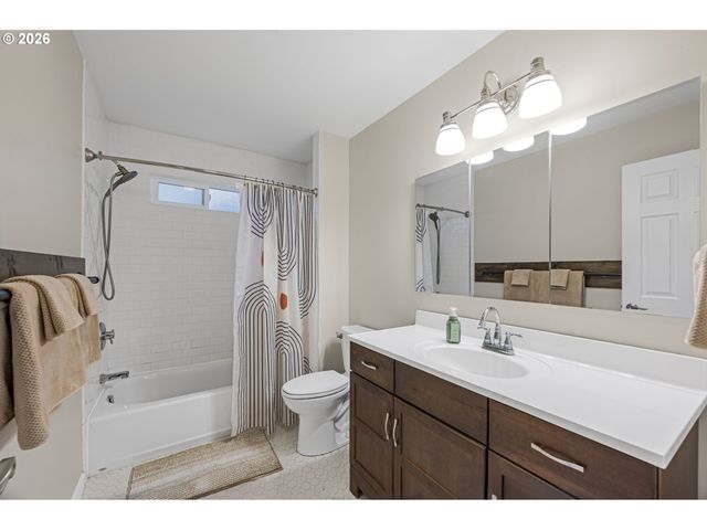 12865 Sw FAIRCREST St, Portland, OR 97225