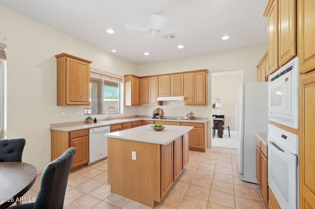 2944 W EASTMAN Drive, Anthem, AZ 85086