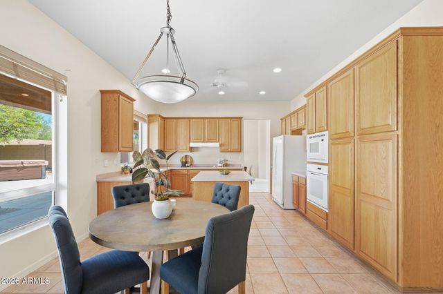 2944 W EASTMAN Drive, Anthem, AZ 85086