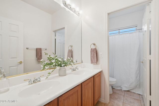 2944 W EASTMAN Drive, Anthem, AZ 85086