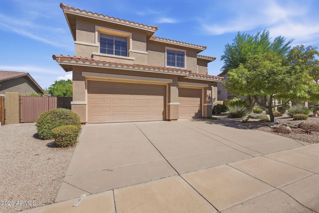 2944 W EASTMAN Drive, Anthem, AZ 85086 — photo 5
