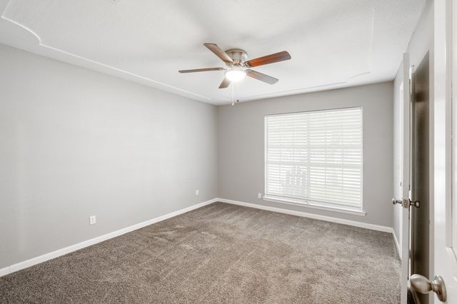 1804 W Cedar Elm Drive, Arlington, TX 76012