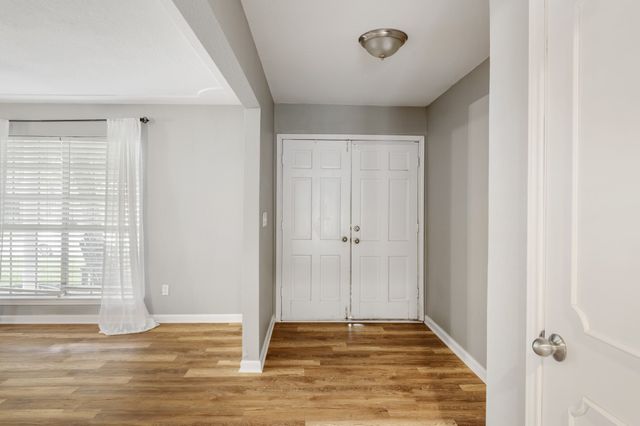 1804 W Cedar Elm Drive, Arlington, TX 76012