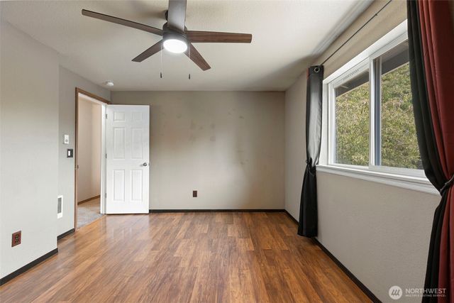 7337 E Patricia Street, Port Orchard, WA 98366