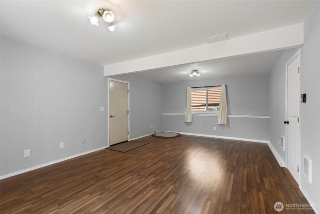 7337 E Patricia Street, Port Orchard, WA 98366