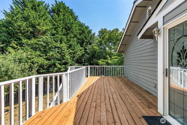 7337 E Patricia Street, Port Orchard, WA 98366