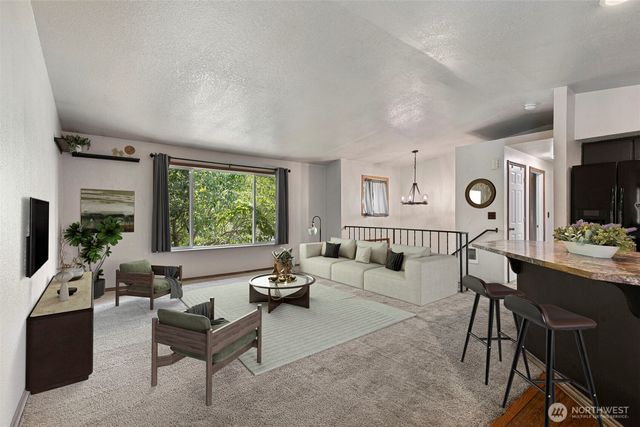 7337 E Patricia Street, Port Orchard, WA 98366