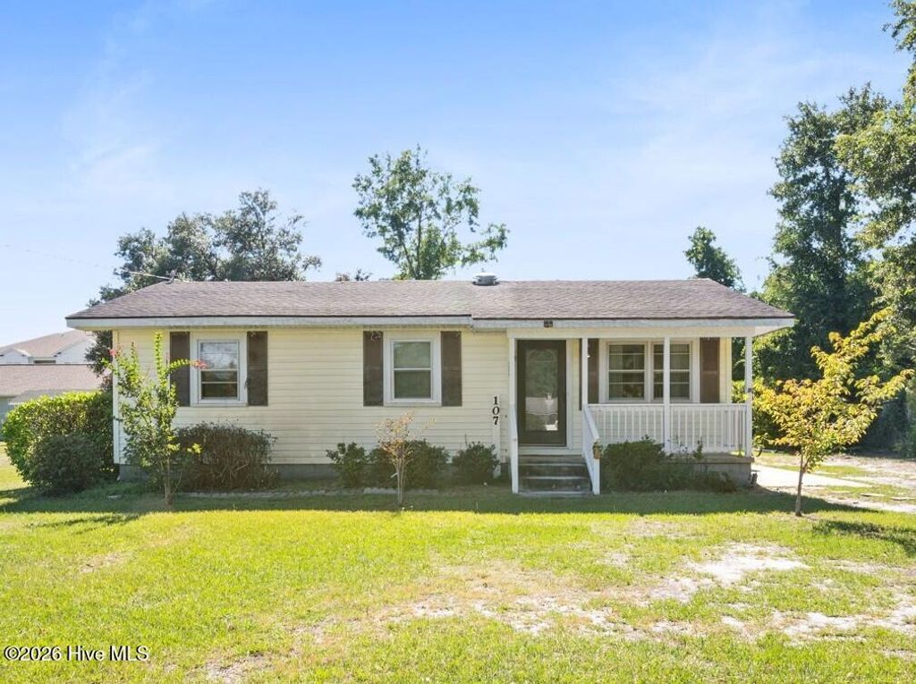 107 Loop Road, Leland, NC 28451
