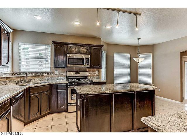 12473 TIERRA LIMON Drive, El Paso, TX 79938