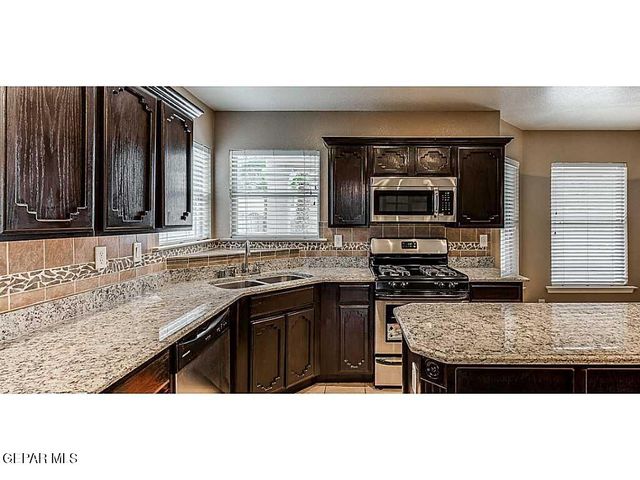 12473 TIERRA LIMON Drive, El Paso, TX 79938