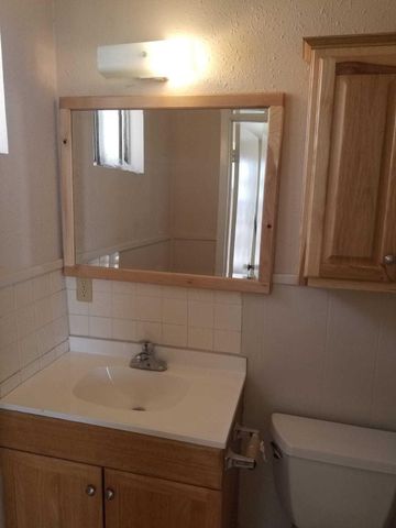 1521 Elmhurst #B Drive, El Paso, TX 79925