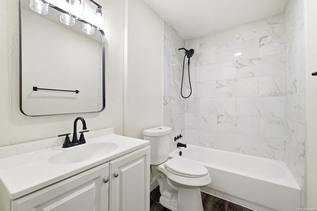 5323 El Paso St, San Antonio, TX 78237