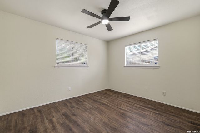 5323 El Paso St, San Antonio, TX 78237