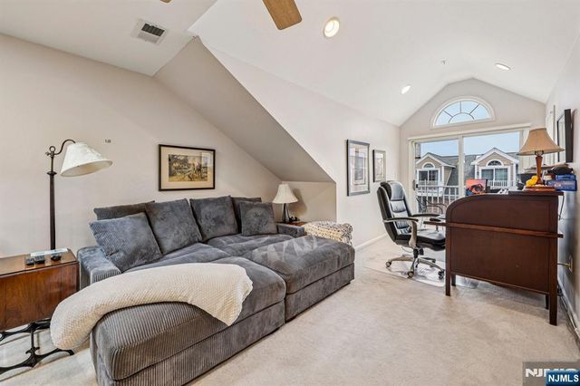 428 Newburgh Court 428, West New York, NJ 07093