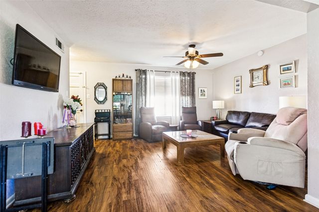 1713 P Avenue, Plano, TX 75074