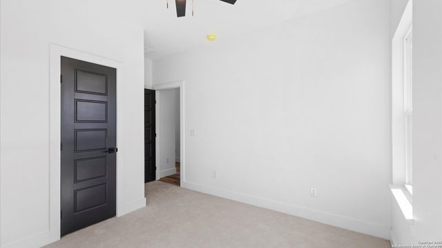 906 10th Street, Blanco, TX 78606