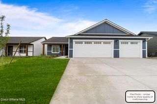8929 W Swather AVE, Rathdrum, ID 83858