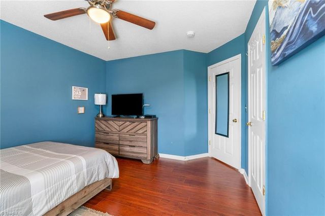 1315 Camden Place Court, Winston-salem, NC 27103
