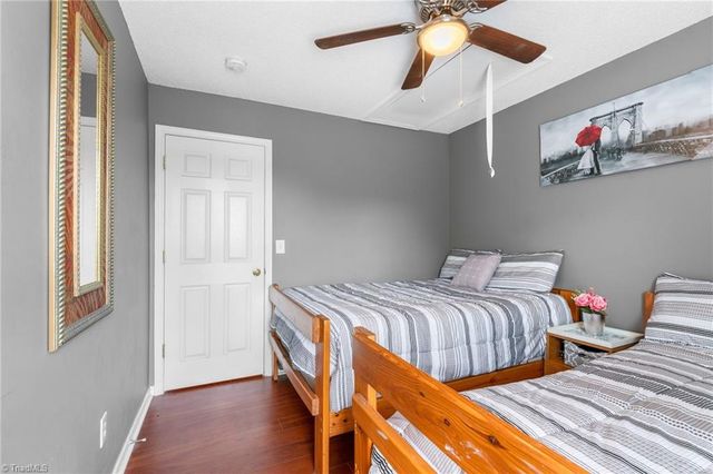 1315 Camden Place Court, Winston-salem, NC 27103