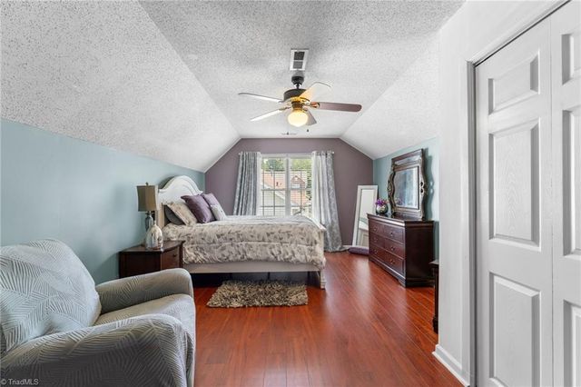 1315 Camden Place Court, Winston-salem, NC 27103