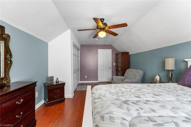 1315 Camden Place Court, Winston-salem, NC 27103