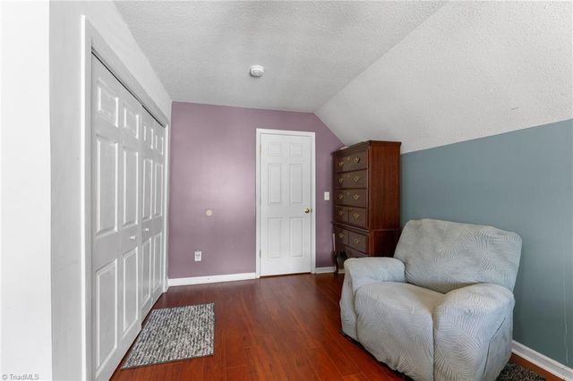 1315 Camden Place Court, Winston-salem, NC 27103