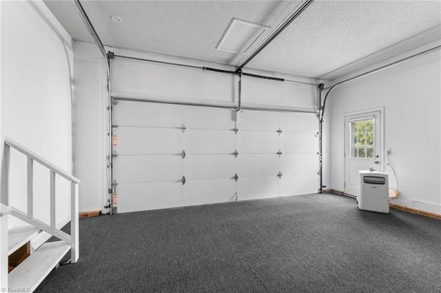 1315 Camden Place Court, Winston-salem, NC 27103
