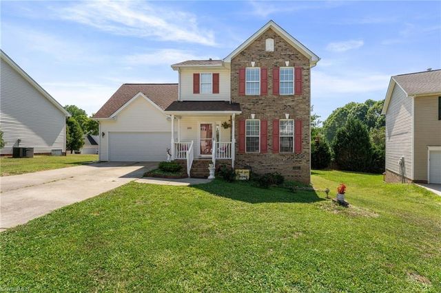 1315 Camden Place Court, Winston-salem, NC 27103