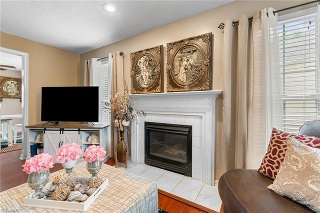 1315 Camden Place Court, Winston-salem, NC 27103