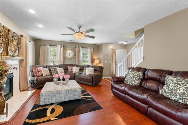 1315 Camden Place Court, Winston-salem, NC 27103