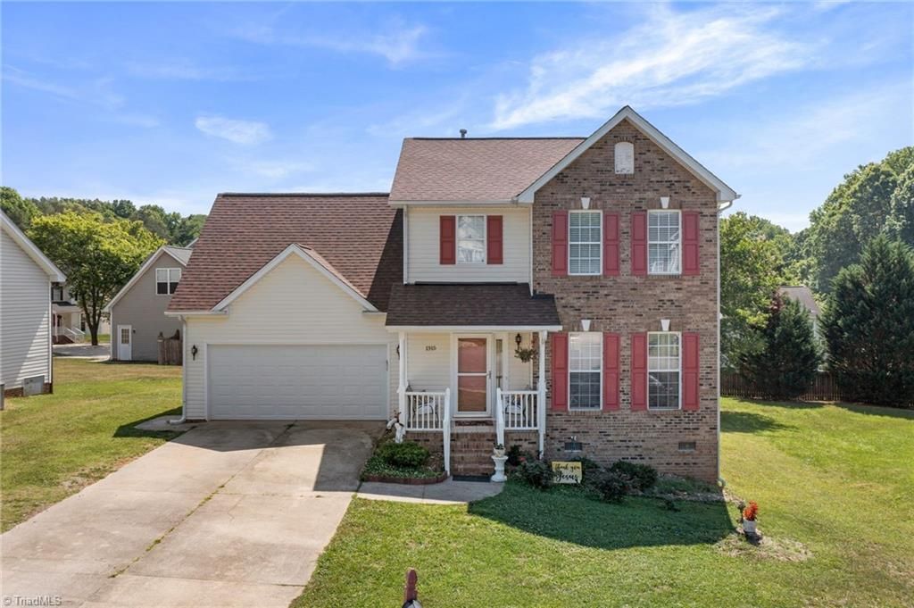 1315 Camden Place Court, Winston-salem, NC 27103
