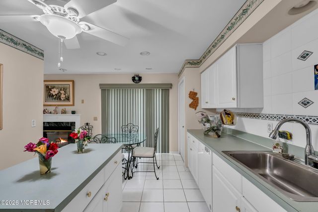 1606 Aqueduct Court, Toms River, NJ 08755