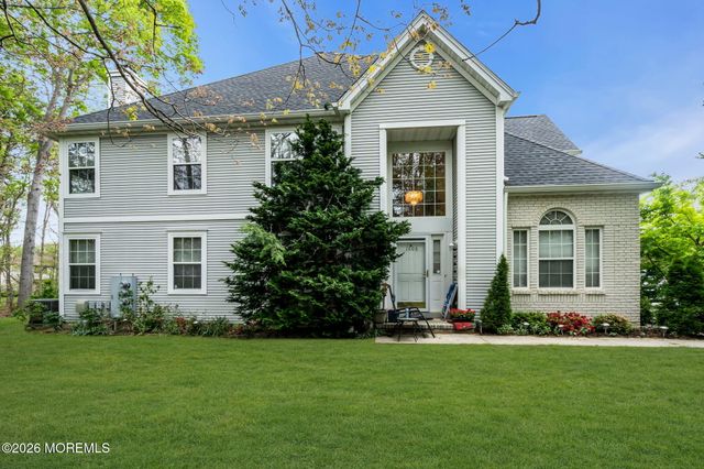 1606 Aqueduct Court, Toms River, NJ 08755