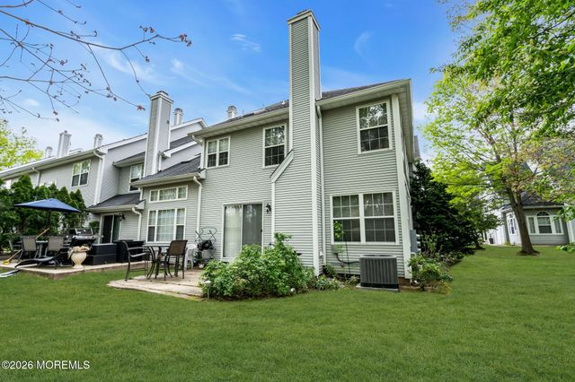 1606 Aqueduct Court, Toms River, NJ 08755