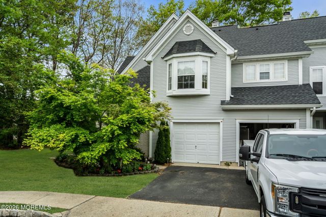 1606 Aqueduct Court, Toms River, NJ 08755