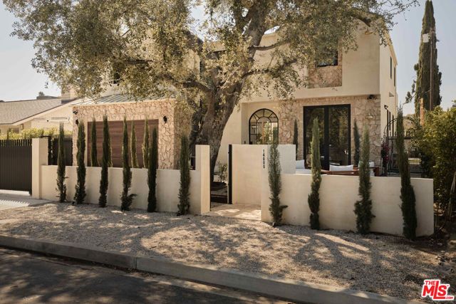 14000 Otsego Street, Sherman Oaks, CA 91423