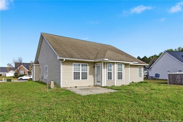 141 Audubon Drive, Raeford, NC 28376