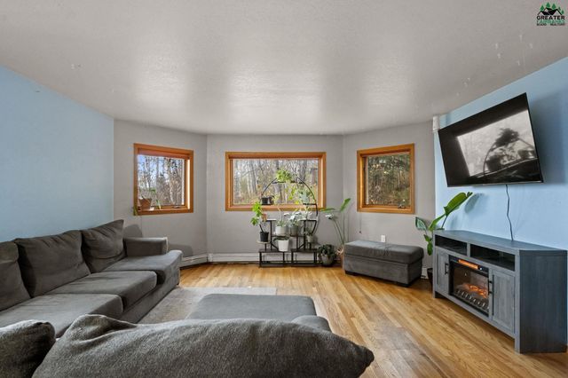 764 GRUBSTAKE ROAD, Fairbanks, AK 99712