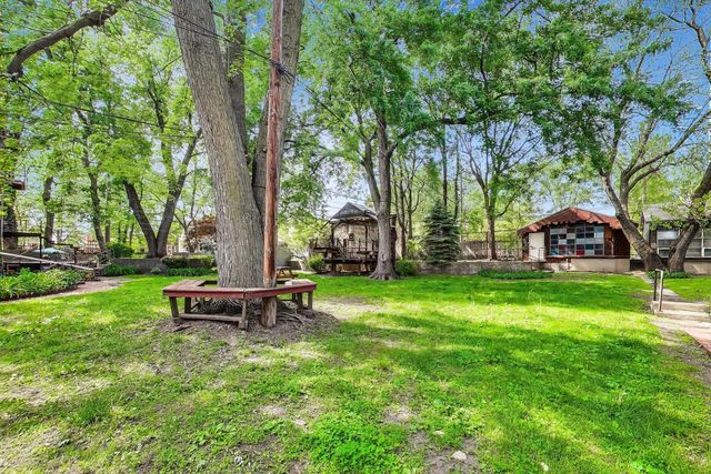 812 W 19th Street 2F, Chicago, IL 60608