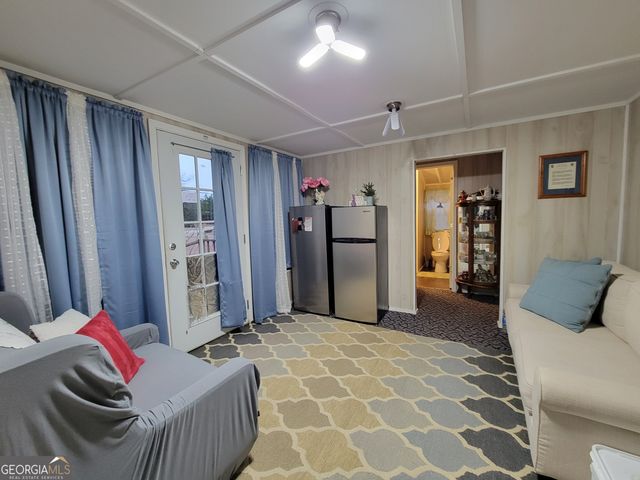 2470 Old Reidsville Collins Road, Collins, GA 30421