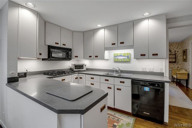 32 Saint Georges, Buffalo, NY 14222